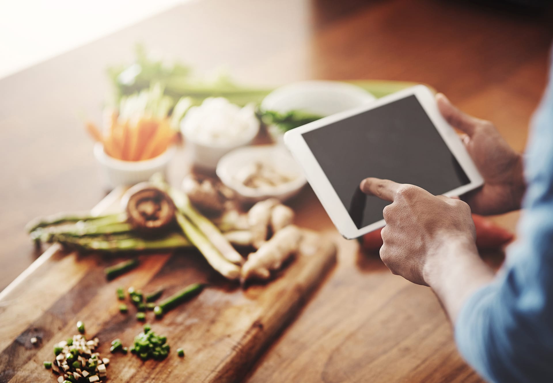 ipad and food